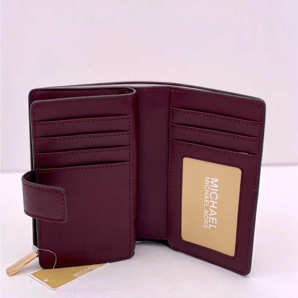 Michael Kors Jet Set Medium Two-Tone Logo Wallet - Picture 4 of 11